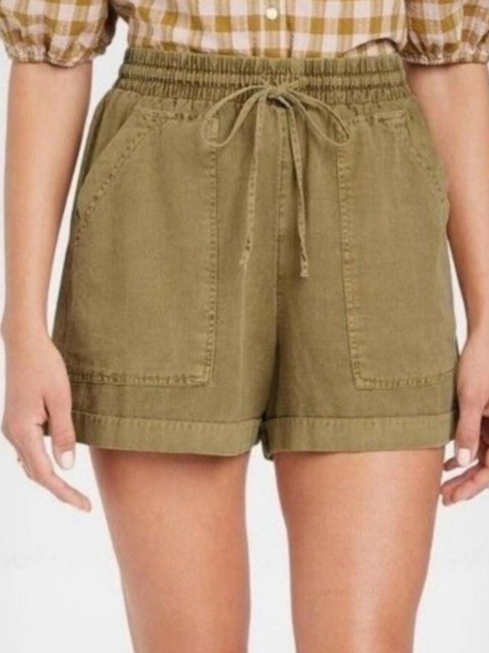 Universal Thread Women's Mid-Rise Tie Waist Linen Utility Shorts Olive